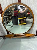 Front view showing entire mirror and shelf