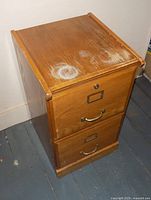 Top and side perspective highlighting water rings and wear