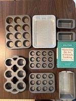 Overview of all bakeware and cookbook