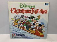 Front cover of Disney's Christmas Favorites vinyl LP showing artwork and catalog details