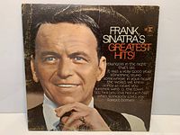 Front cover of Frank Sinatra's Greatest Hits! LP showing portrait and text
