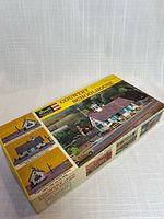 Front and top of Revell Country Schoolhouse kit box