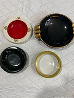 Group image showing Player's Major ashtray among others