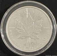 Reverse of 2017 Silver Maple Leaf showing maple leaf design in capsule
