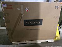 Factory box on pallet showing VINNOVA branding and SKU