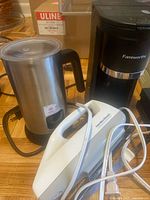 Coffee maker, hand mixer, kettle/frother grouped