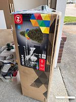 Retail box front showing brand, height, LED features