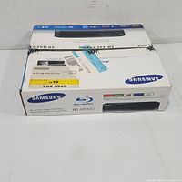 Samsung BD-H5100 retail box top view