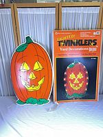 Pumpkin decoration and box together