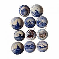 Front views of all plates and bowl arranged for overview