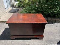 Closed chest showing exterior finish and bracket feet