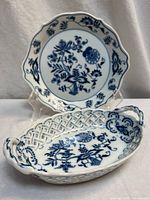 Front view of both Blue Onion dishes