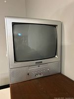 Front view of Electrohome 13-inch CRT TV/DVD combo