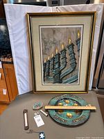 Overall lot with lithograph, tray, mezuzot, pendant, pen, bowl