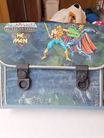 Front flap graphic, latch detail