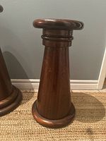 Full view of oak pedestal front