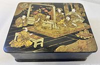 Top view showing full painted scene on lid