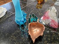 Front view showing all four decorative items together