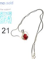 Full necklace with pendant and chain