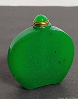 front view showing shape, color and stopper