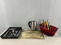 Overview of all items on table