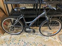 Full right-side view of Raleigh Matterhorn mountain bike