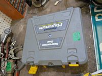 Closed grey Mastercraft Maximum branded carry case