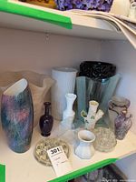 Shelf with all vases grouped