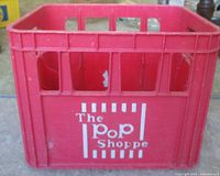 Front view showing logo and crate structure