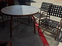 Table and chairs overview