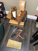 Overall lot with bench, cat panel, tray, toys, placemat, figurines