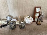 Group shot showing all main items in lot