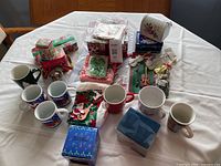 Full lot overview on table