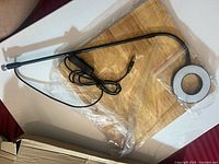 LED ring light and cutting board overview