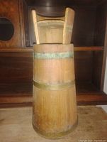 Complete butter churn assembled