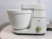 Left side view of Braun KM 32 base with mixing bowl