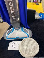 Front view of Bissell SpinWave base and pad