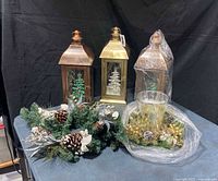 Full lot showing three lanterns, wreath and centerpiece