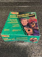 Front of Crayola Bird House Kit box