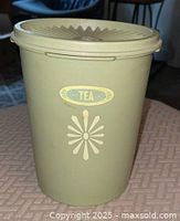 Tupperware Servalier tea canister exterior view