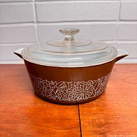 Overall view of casserole with lid