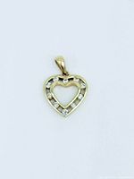 Front view of heart pendant showing diamond placement