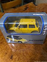 Front view of boxed Welly Mini Cooper model