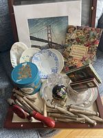 Full tray view showing majority of items