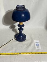 Whole lamp front view with cord and size reference