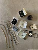 Overview of all jewelry pieces laid out
