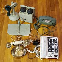 Overview of all telephones and accessories