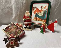 Full lot overview with tray, figurines, ornaments, decorations