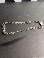 Full view of stainless steel curb chain