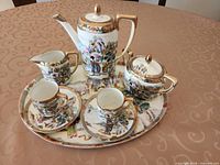 Full set on tray displaying all pieces